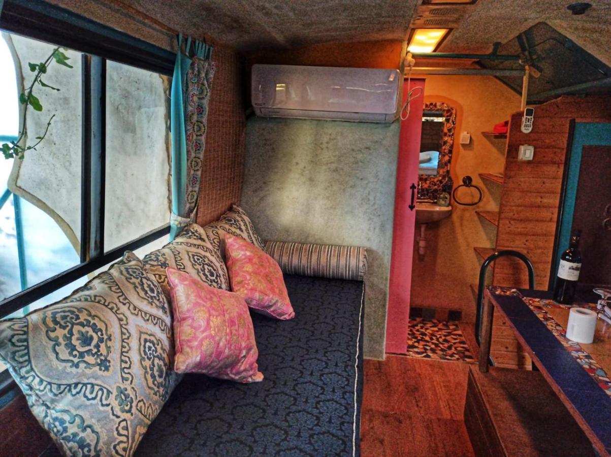 Zimmerbus 'Ezuz Exteriér fotografie