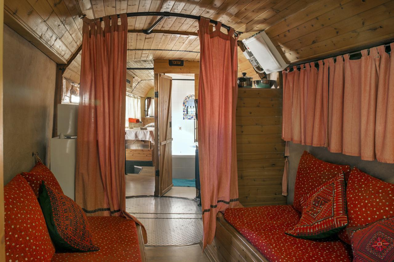 Zimmerbus 'Ezuz Exteriér fotografie